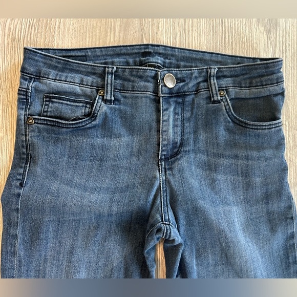 Women's Kut From the Kloth "Baby Bootcut" Jeans Tag Size 6S Measures 30 x 31 EUC - Picture 4 of 13